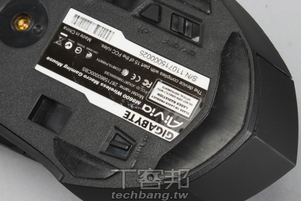 ������!? ������������˫�õ羺��M8600����