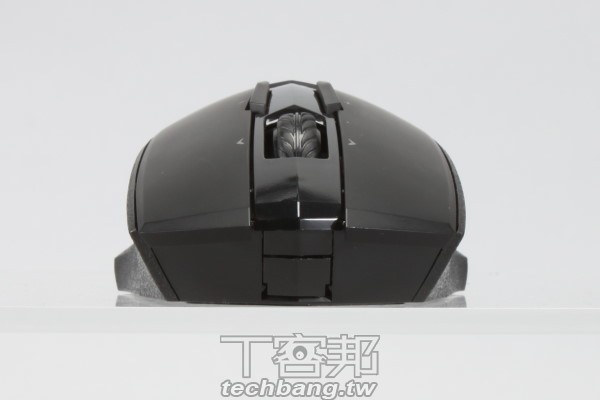 ������!? ������������˫�õ羺��M8600����