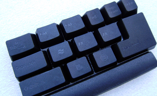 KBC ����ƥ��7G�� PBT��ͬ��ȫ�׼�ñչʾ