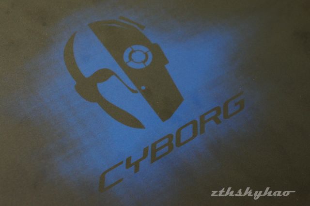 cyborg-v5-gaming-surface-10.jpg