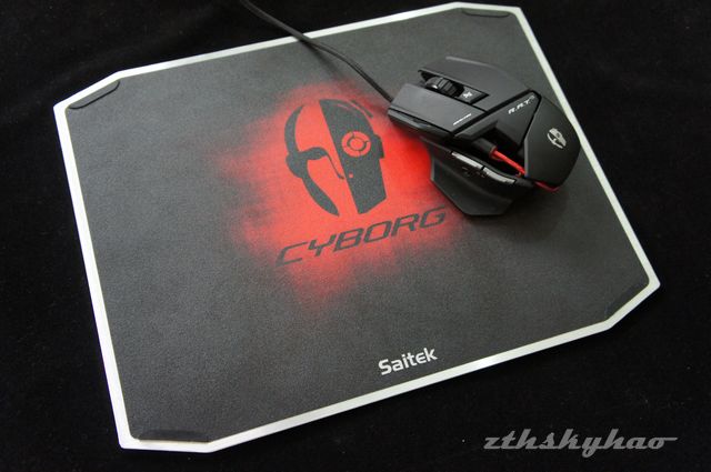 cyborg-v5-gaming-surface-11.jpg