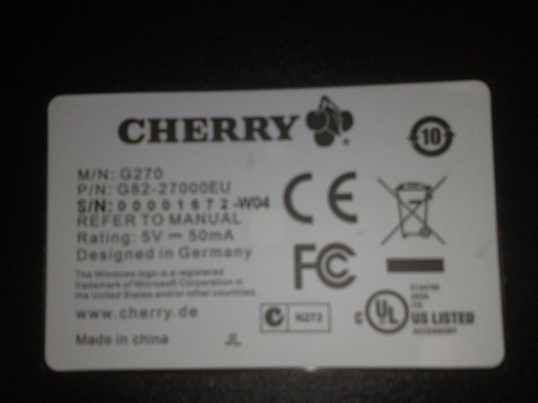 ��������Ĥ���̵¹�Cherryӣ�ҳ������� G82-27000EU 9�� + DELL 8135 8.5��