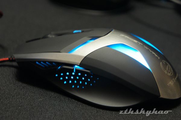 Frost-Wyrm-5.jpg