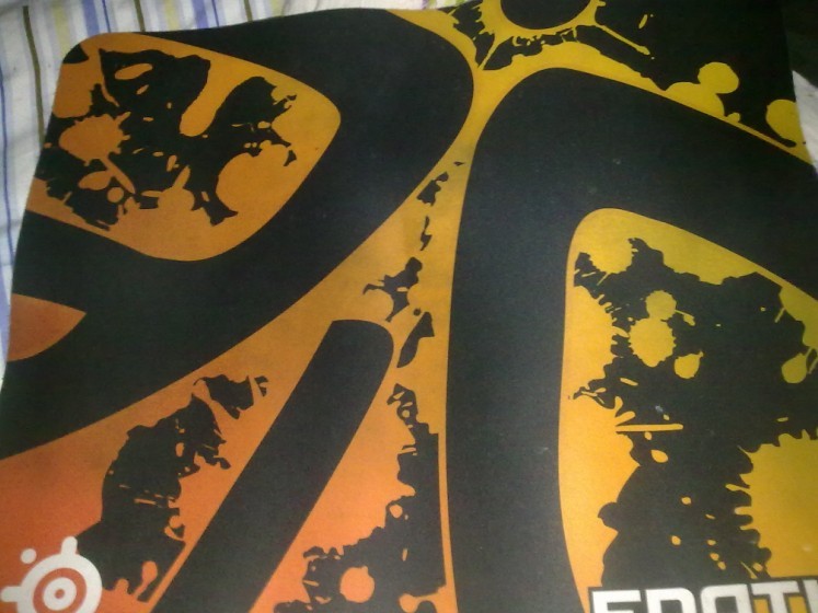 100Ԫ�� QCK FNATIC FK IE3���