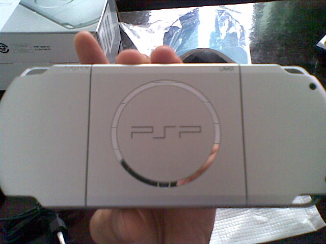 ���ۣ�psp3000 һ̨ ��ɫ�۰� ����