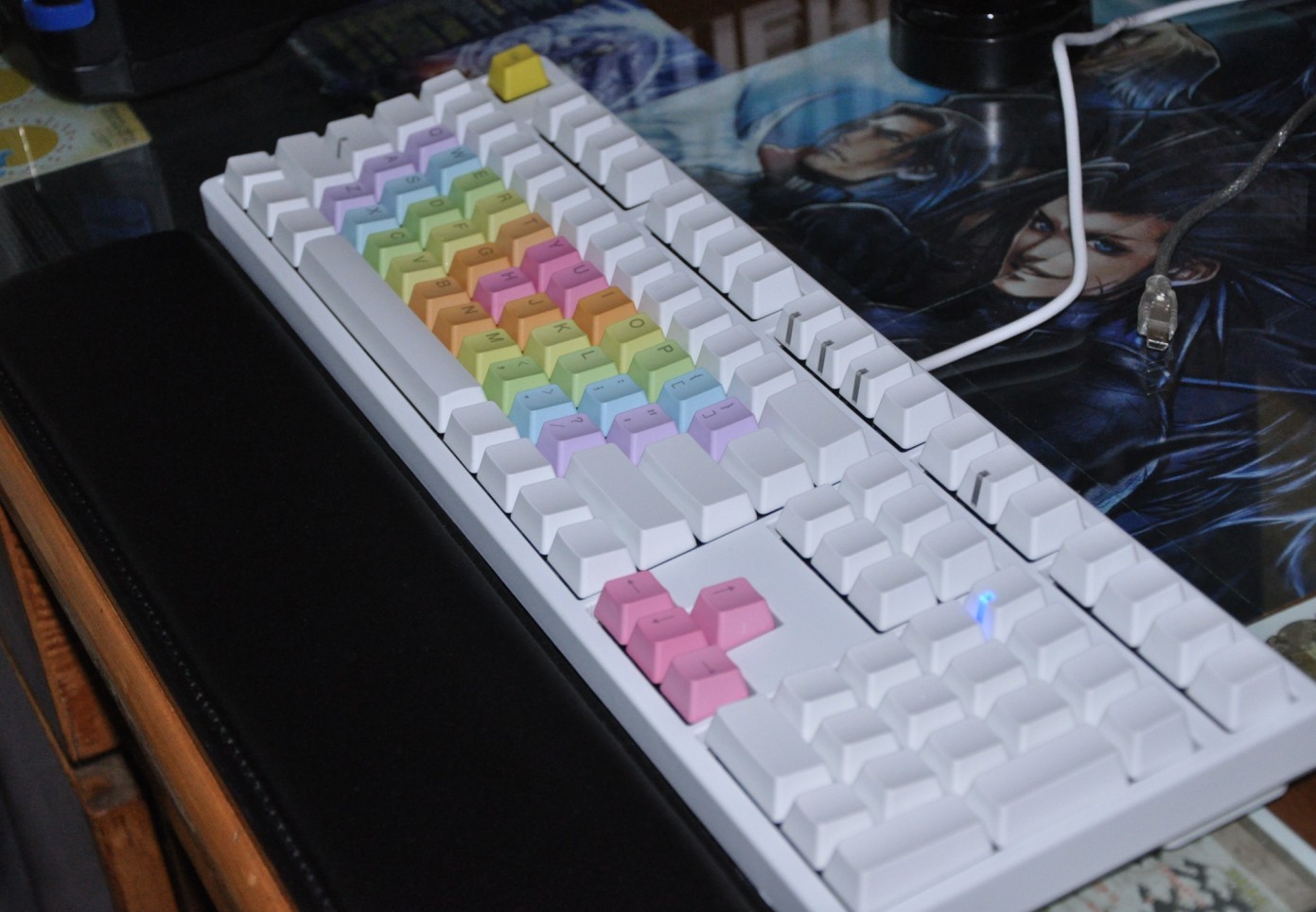 ��95��DUCKY108��ͬ �����һ��37���п̵�ɫ�ʺ�