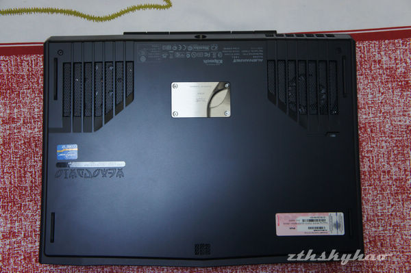 alienware-m14x-28.jpg
