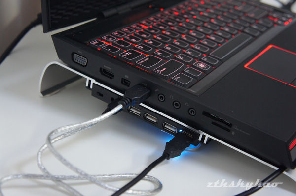 alienware-m14x-13.jpg