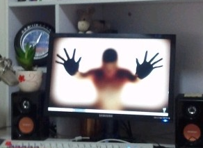 ���ֽ��˭������ģ����Ӱ�ı�ֽ�������ֵܷ�һ�Ű�~��