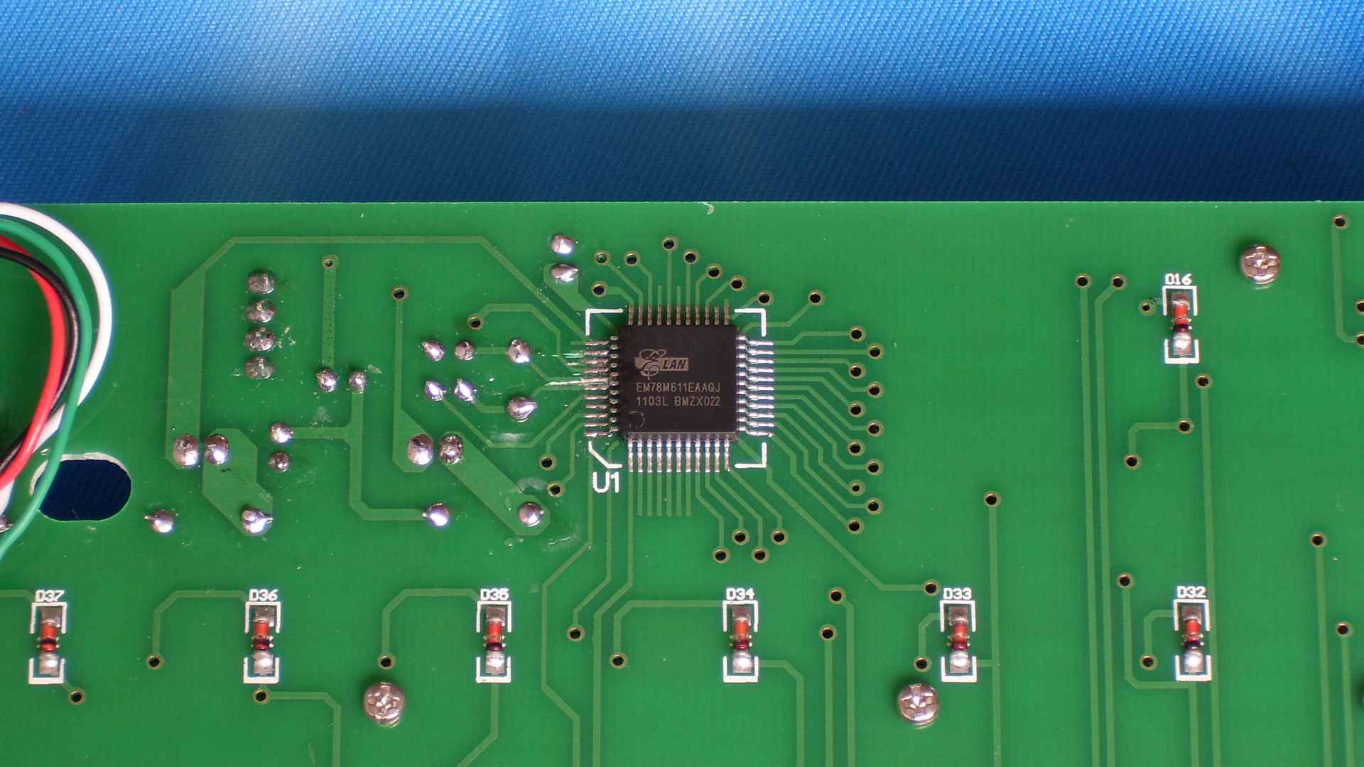 NOPPOO CHOC PRO 104���޳�������ʽ��е���̸���