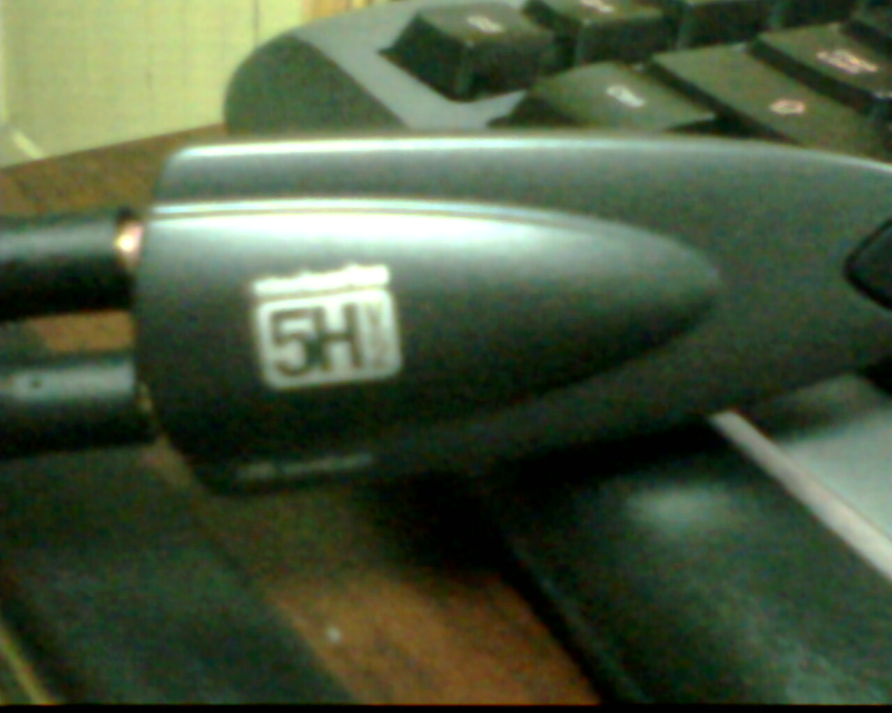 ���λ�����ֱ����������5HV2�������滹�Ǽ�