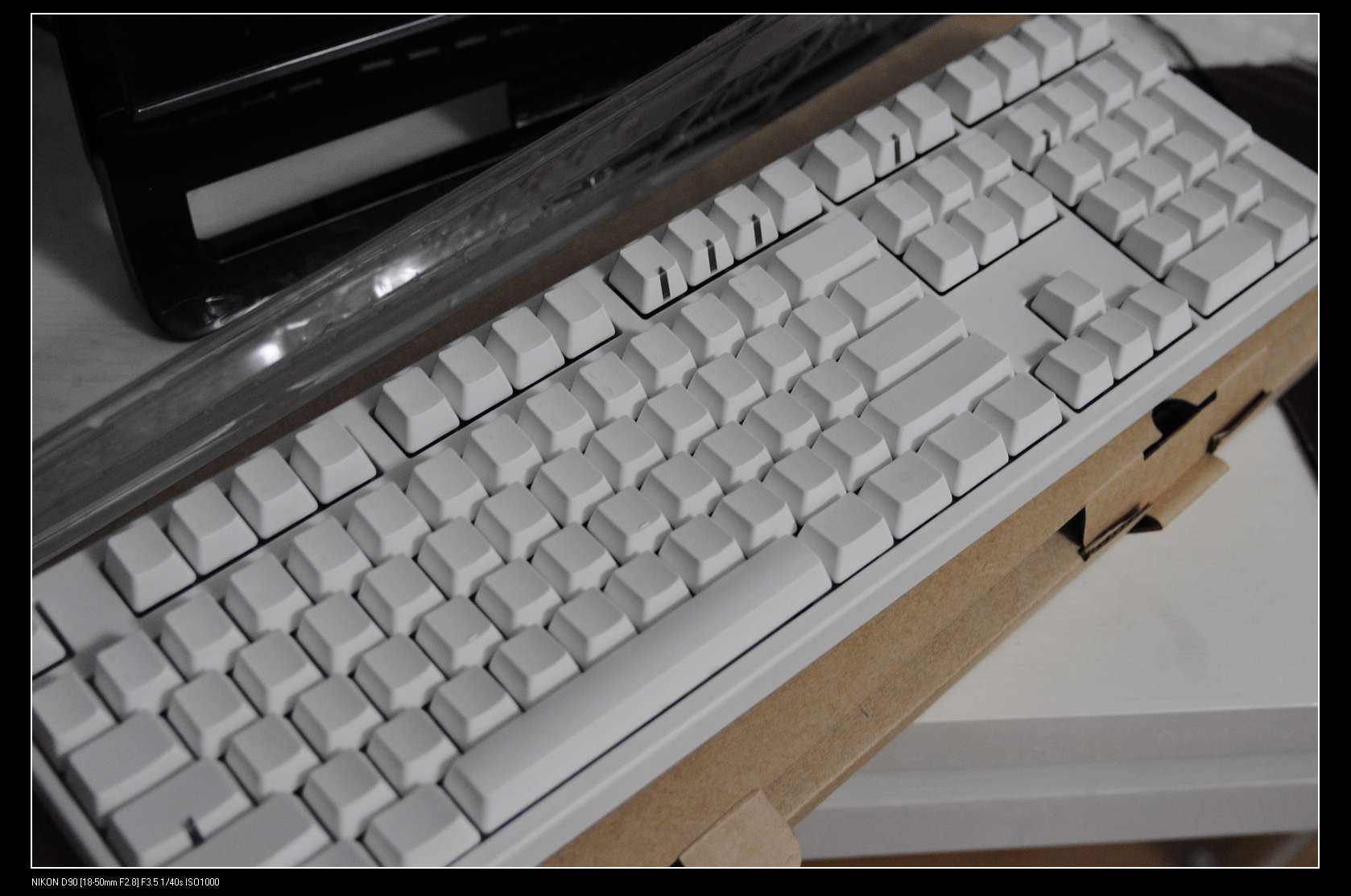 ��һ��ABS��ͬ�̲��ᣬPBT104��ͬ�̼�ñ�������ȳ�����