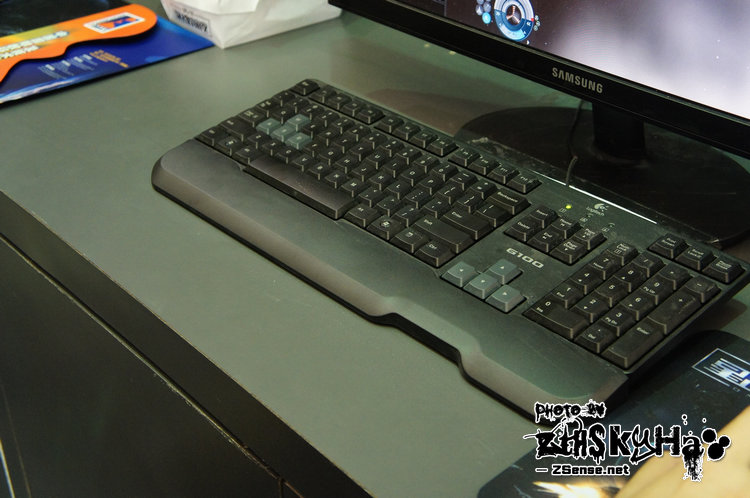 cj-logitech-9.jpg