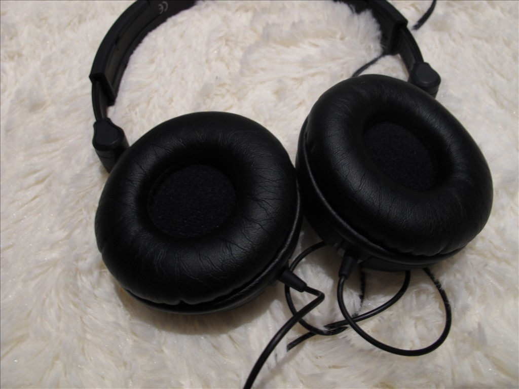 ��������AKG 518DJ