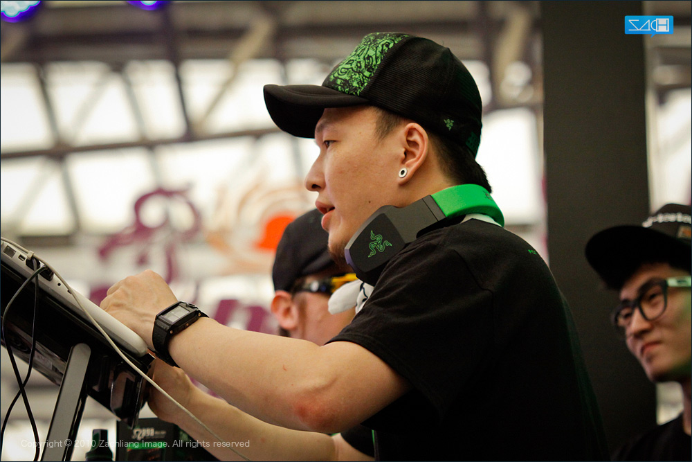 zach9999chinajoy2011ƪ(Ʒ)