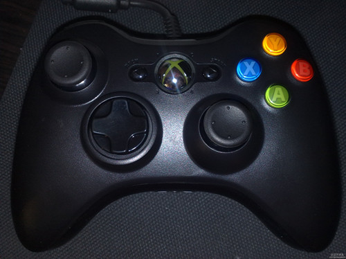 ��һ��xbox360ԭװ�����ֱ���PC&360���ã�