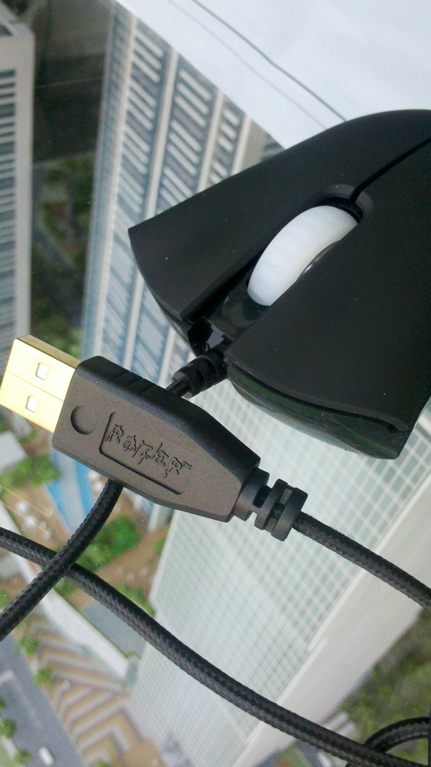 ��14���ۡ��ѱ�Ԥ�� ��ƷRAZER��������  95�� ����