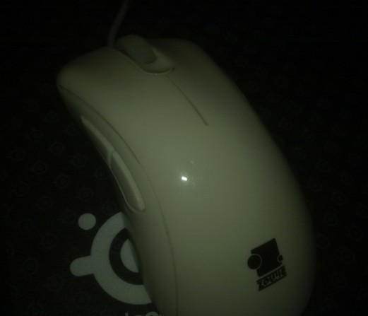 ��һֻEC2��ɫ