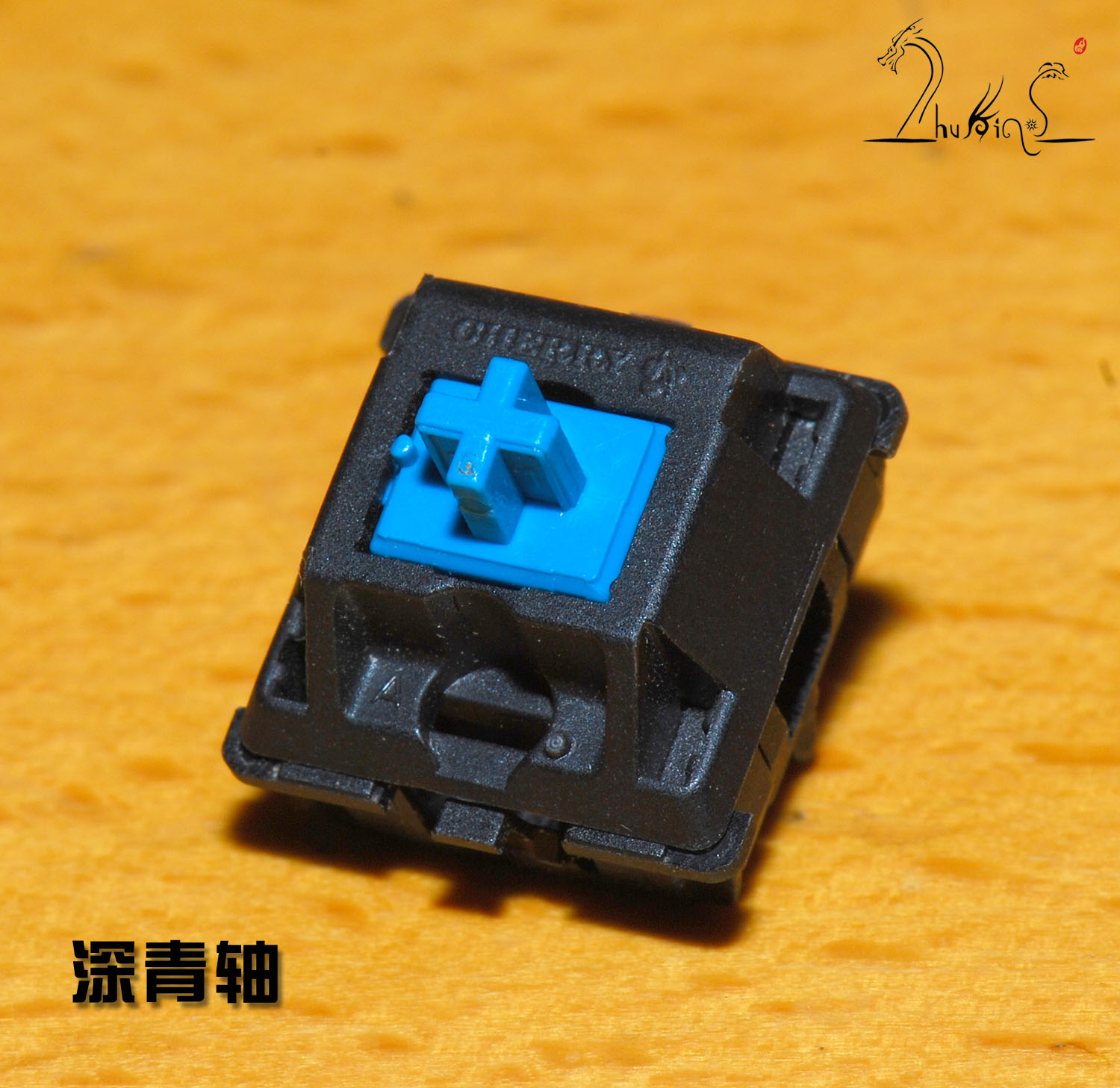 �һ��ɣ���Cherry MX Blue�������������ᡱ������ɫä��