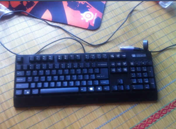 ZOWIE ����