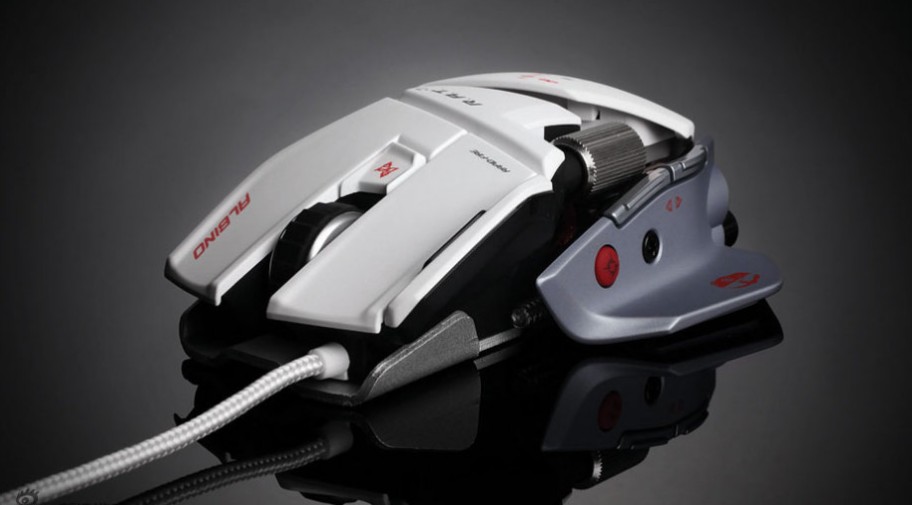 ���͹��죬Cyborg R.A.T. Albino���ǳ�