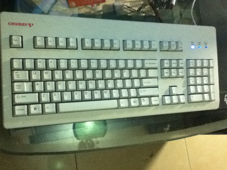 ����CHERRY 3494��ɫ����