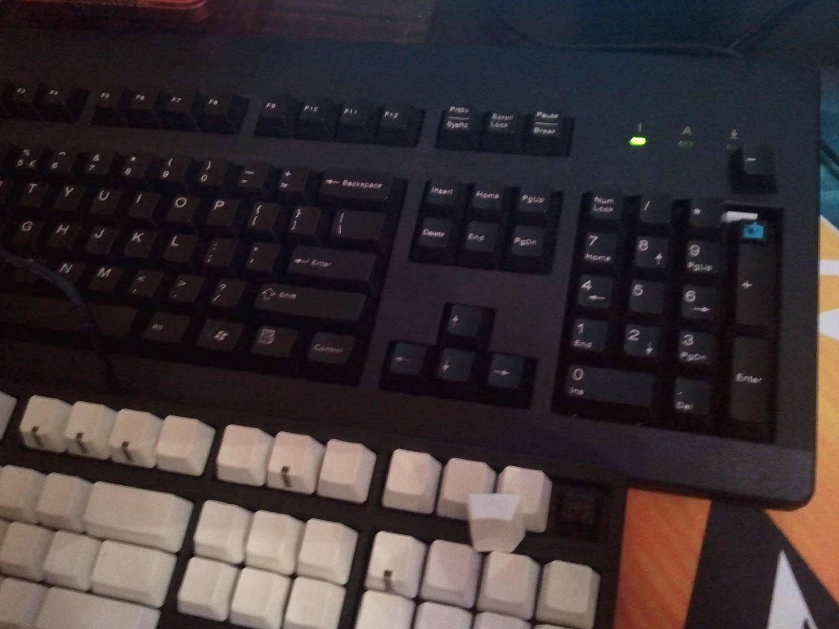 �� Cherry G80 3000 Steelseries 5HV2