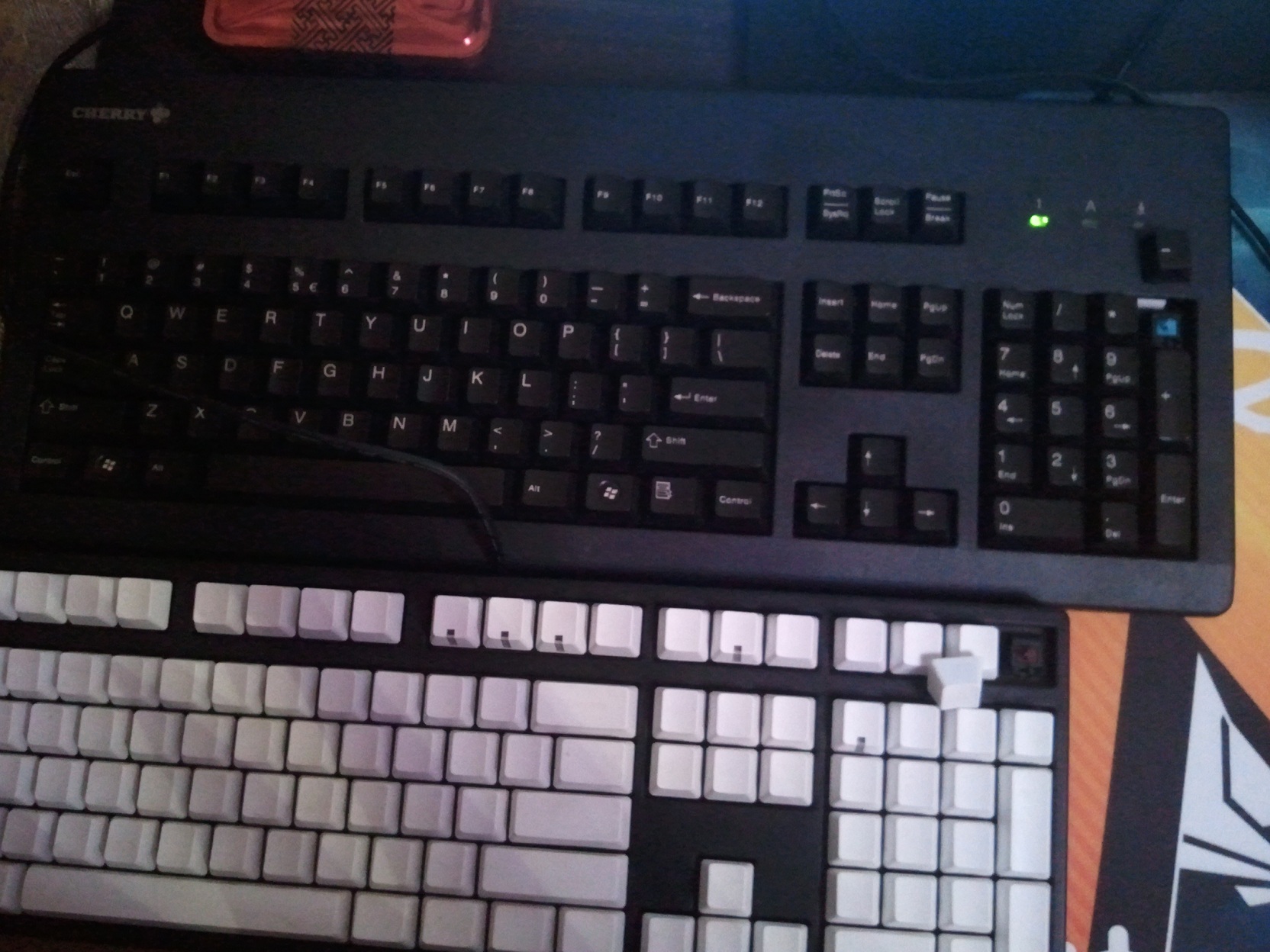 �� Cherry G80 3000 Steelseries 5HV2