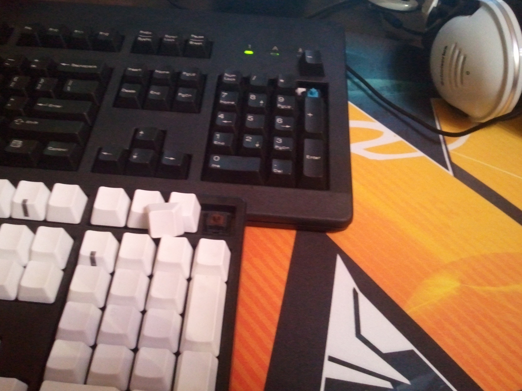 �� Cherry G80 3000 Steelseries 5HV2