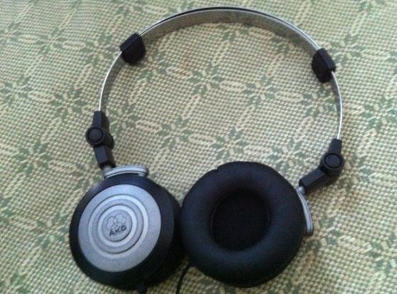 ������������AKG K26P+SteelSeries QCK++ӣ�Ҳٿش��