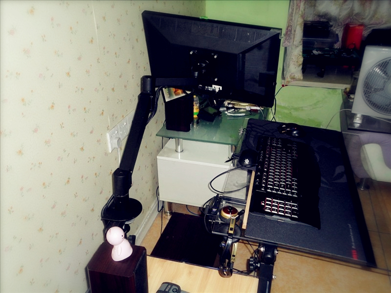 �Ա�����̨����P���߶��ֹ�����~�����浳��