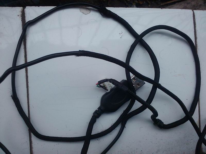 �ռ����kinzu�ϵ磬������USB�ߡ�����ָл�ALPS����������΢����