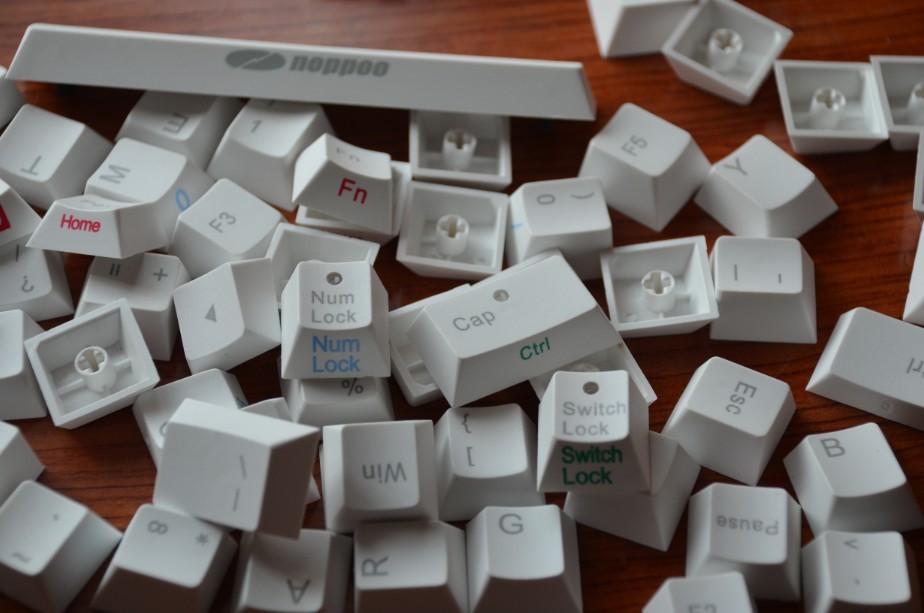 �� MINI84 ��ɫ�Ӻ�PBT��ñ