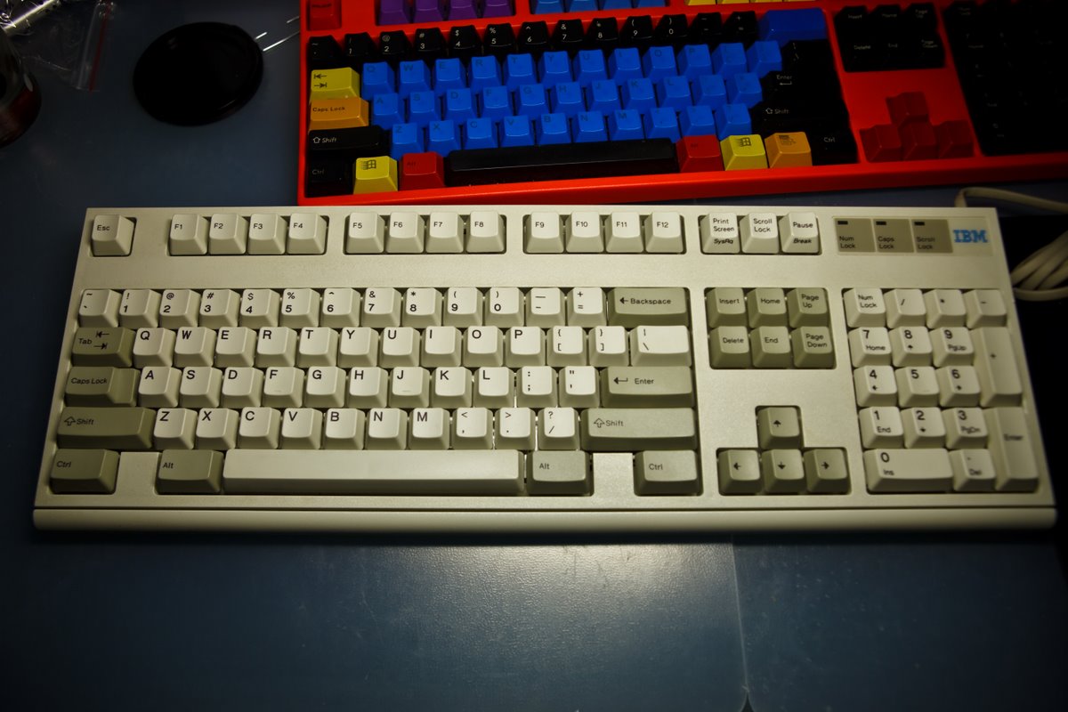 ��Ҷ�ϲ��ʲô���͵ļ��̰�������