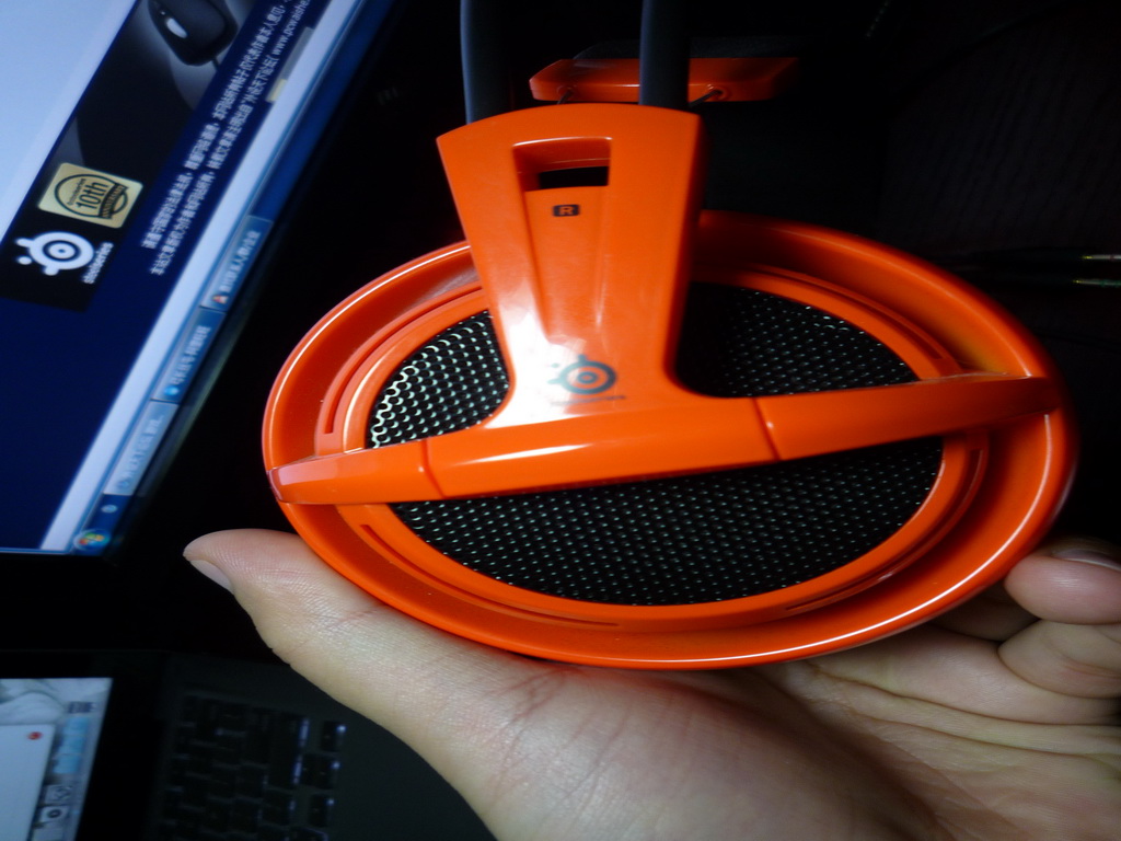 (�ѳ�������)Steelseries Siberia V2 ��ɫ ��������