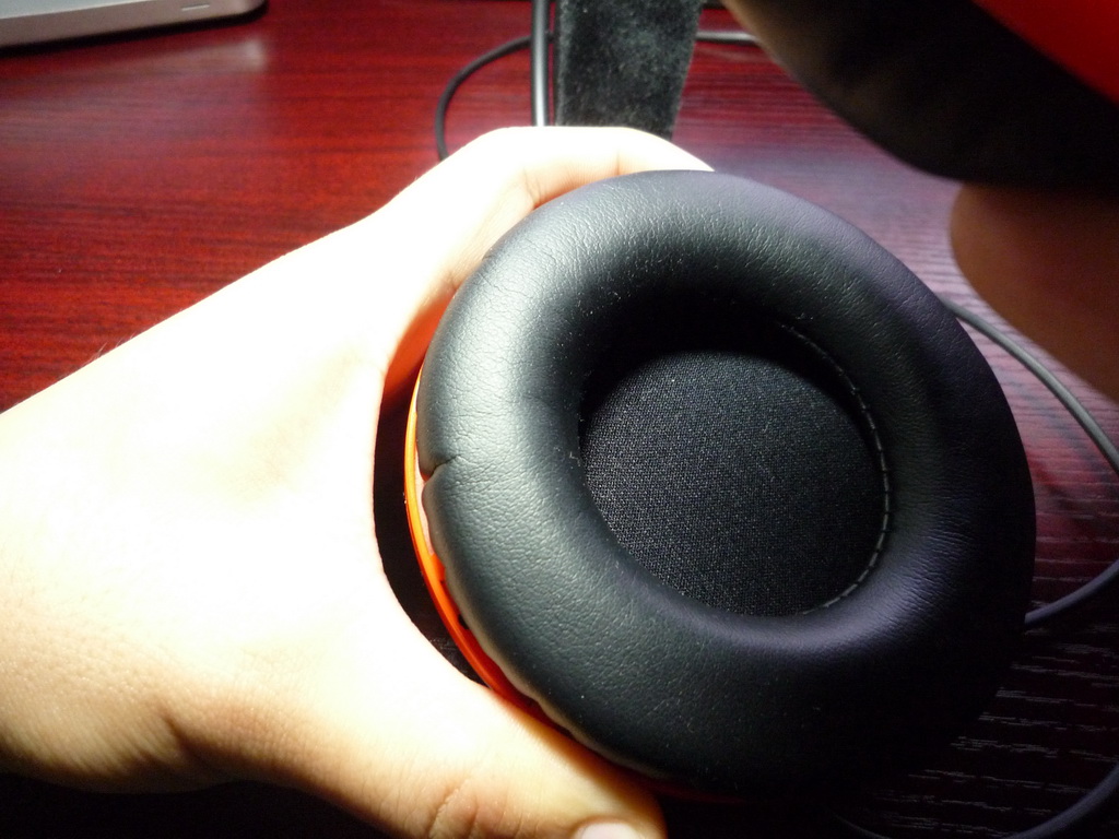 (�ѳ�������)Steelseries Siberia V2 ��ɫ ��������