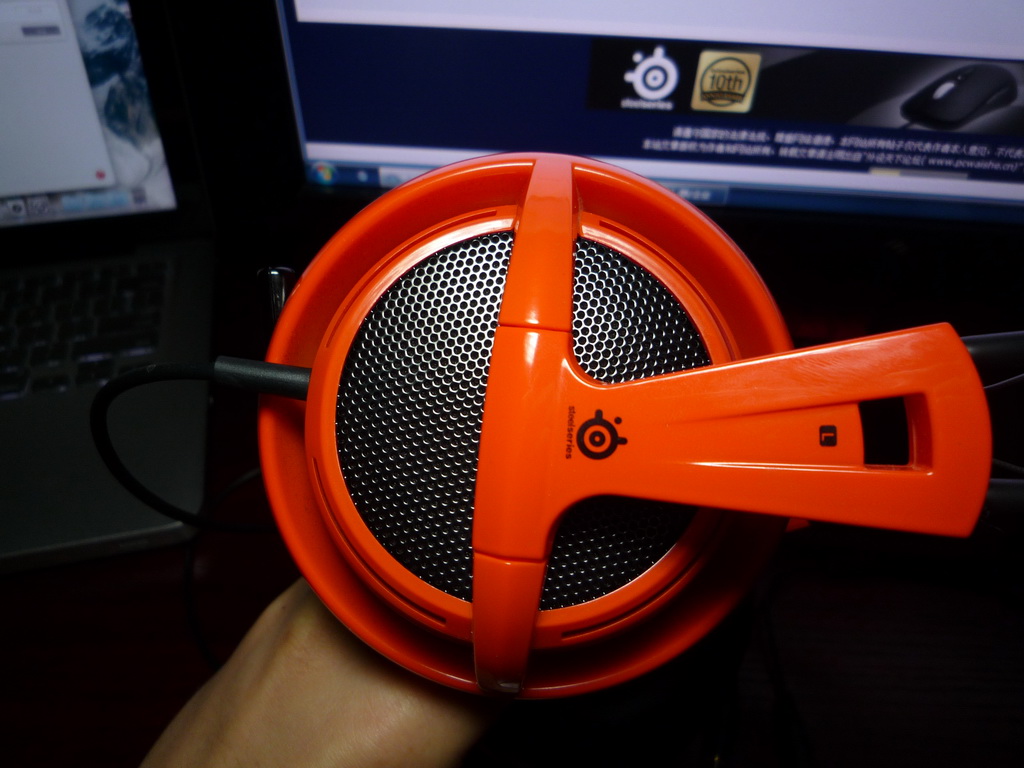(�ѳ�������)Steelseries Siberia V2 ��ɫ ��������