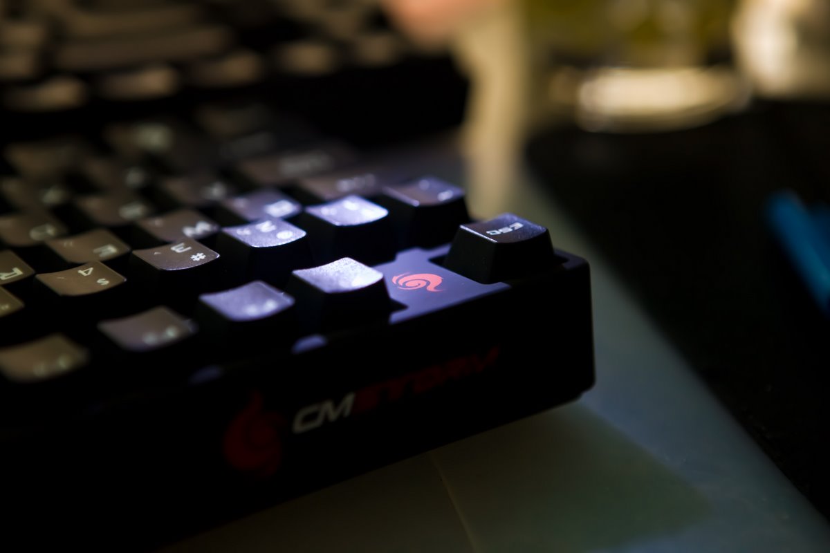 CM STORM