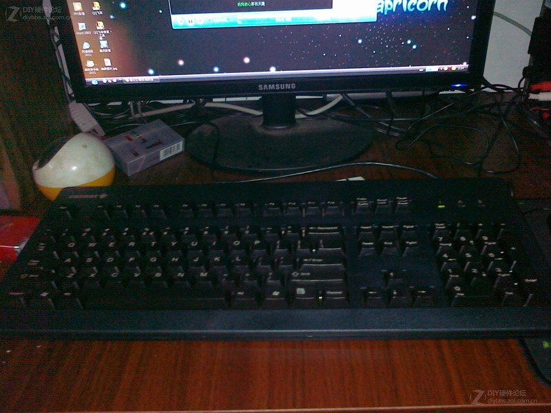 a5611003_s.jpg
