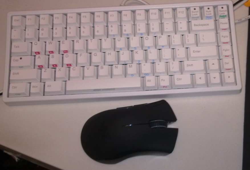mini84ѡ��ɫ���Ǻ�ɫ