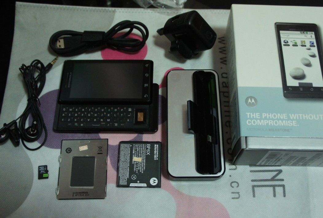 һ����̱�����9��,8G�����������ȫ1000Ԫ�Ϻ��潻����ɾ��I-2��ɫ��