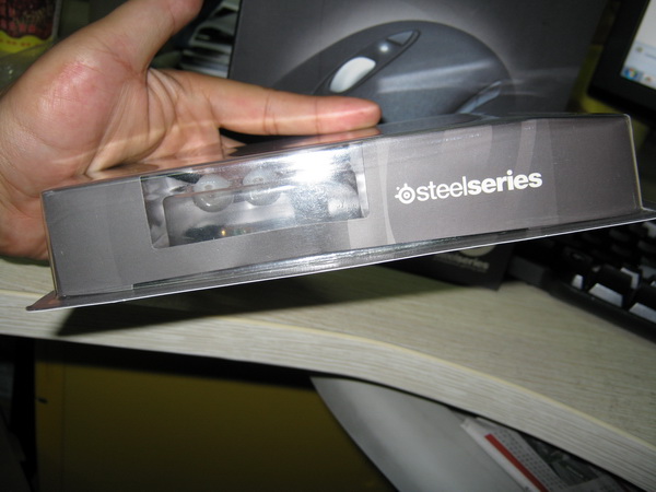 ��Ϸ��Ѵ���Steelseries HeadPhone���� ȫ�°�װ��û�� �����ȫ���˳��