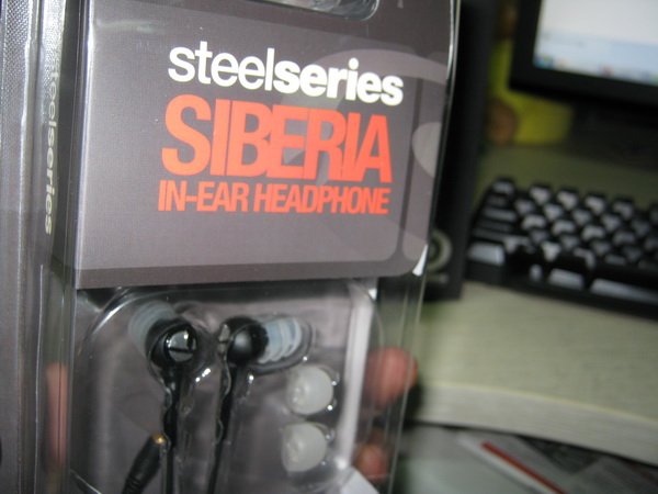 ��Ϸ��Ѵ���Steelseries HeadPhone���� ȫ�°�װ��û�� �����ȫ���˳��