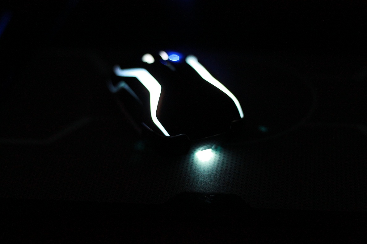 �ü۸�� ����������GTS̼�����棬 Razer��ս�����������װ