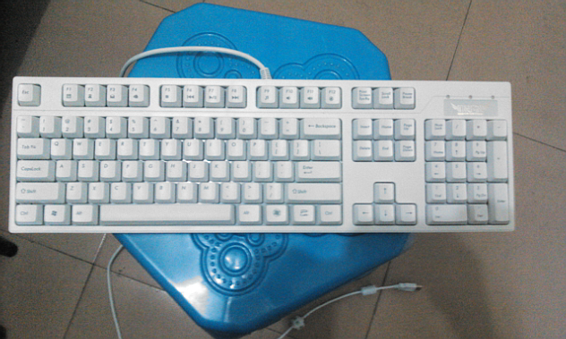 �� PLU3000 �޳� �׺� ������