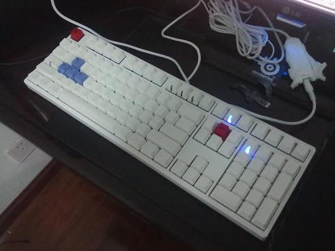 ����ducky9008 �����ɫͬ���ѱ�Ԥ��)~ ����V1��ɫ ��ɫKINZU  �ٿ�������~