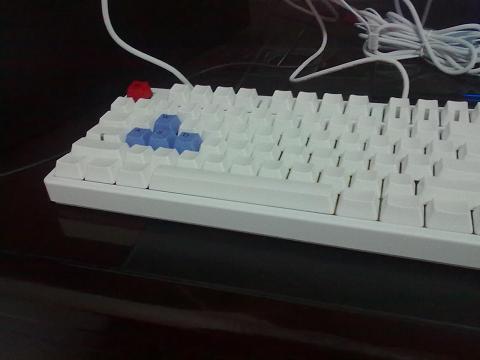 ����ducky9008 �����ɫͬ���ѱ�Ԥ��)~ ����V1��ɫ ��ɫKINZU  �ٿ�������~