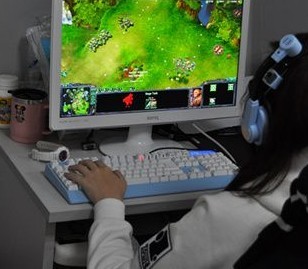 ZOWIEŮ���Ǽ�2����������