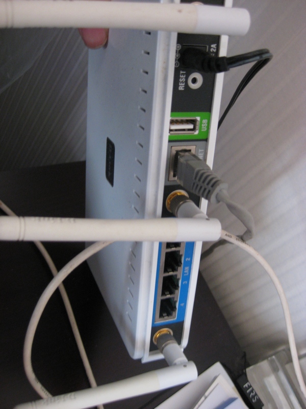 �����ݡ������ۡ�D-Link��Ѷ��Linksys���ϵͳ�������������غϲ���458Ԫ���Ա�����