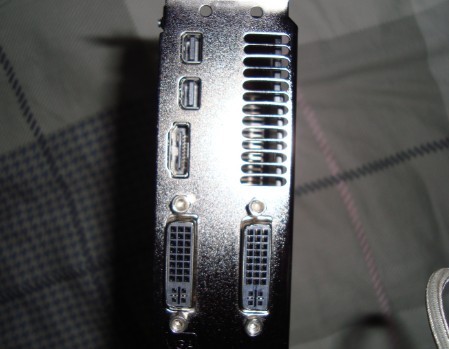 ��ɽ�������������ۡ�����ʯ HD6870 vapor-x 1G  1100 SF���� �Ա�����̳�н�